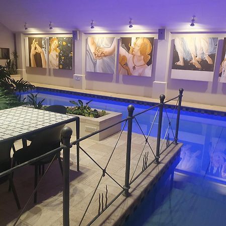 Bond Estate Luxury Accommodation ไครสต์เชิร์ช ภายนอก รูปภาพ