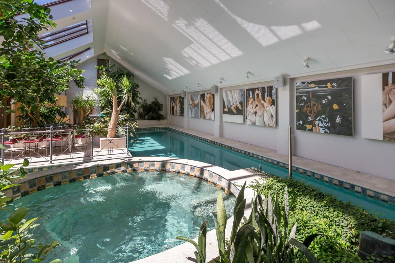 Bond Estate Luxury Accommodation ไครสต์เชิร์ช ภายนอก รูปภาพ